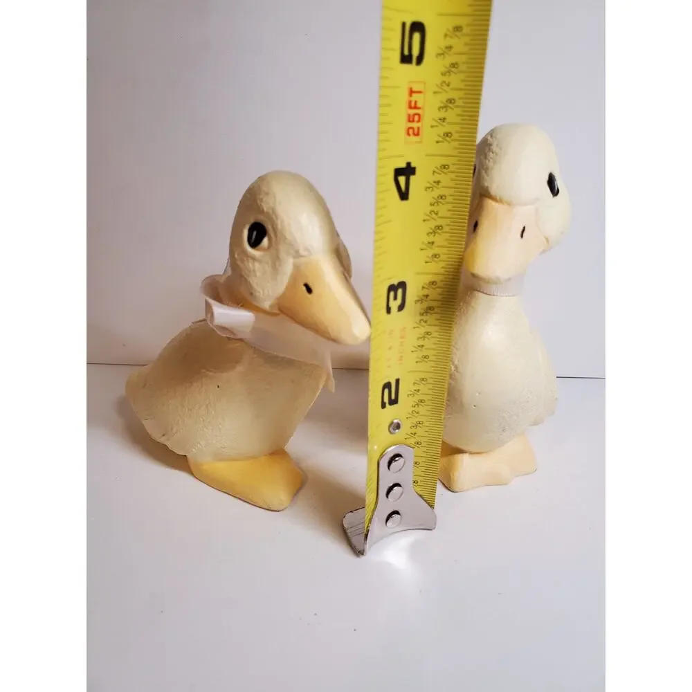 Ceramic Ducklings Figurine - 4